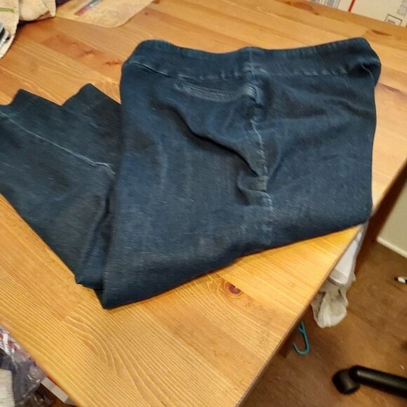 Croft & Barrow waist 29 inseam 9 3/4 length 20 1/4 Ex cond Dark Blue - Picture 3 of 3
